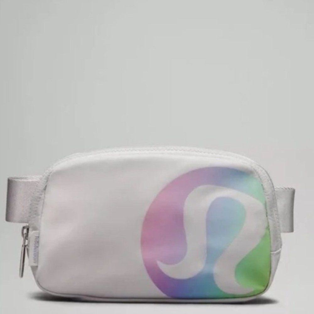 ✨RARE✨Lululemon “Everywhere” Belt Bag, Rainbow Logo - Picture 2 of 10